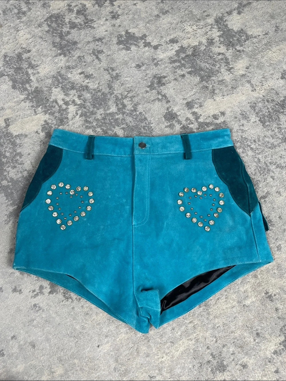 Understated Leather Wanted Shorts Suede Rhinestone Heart Fringe Booty Shorts XL